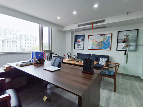 董事長(zhǎng)辦公室